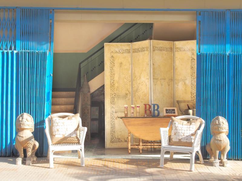 Bric-A-Brac Hotel Battambang Exterior foto