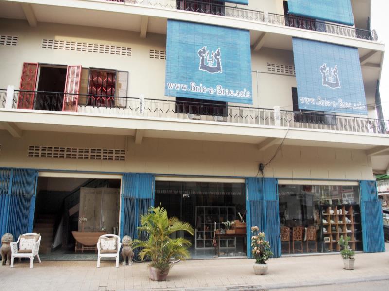 Bric-A-Brac Hotel Battambang Exterior foto