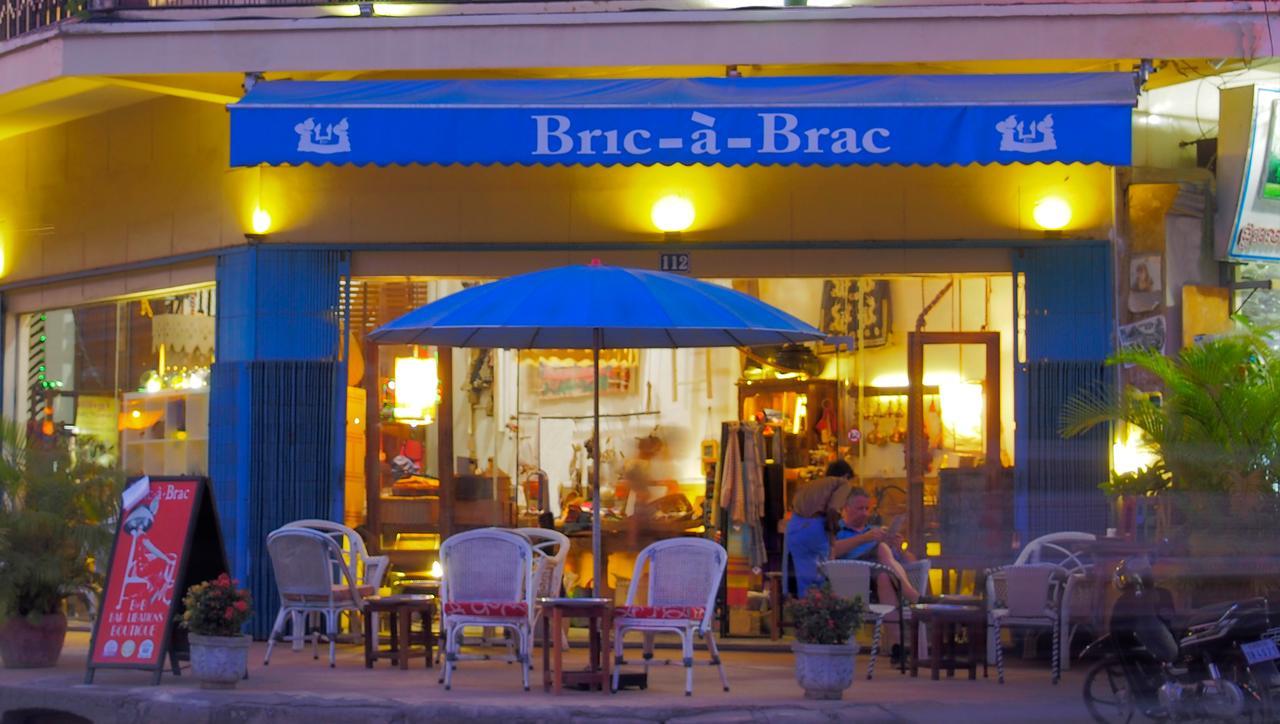 Bric-A-Brac Hotel Battambang Exterior foto